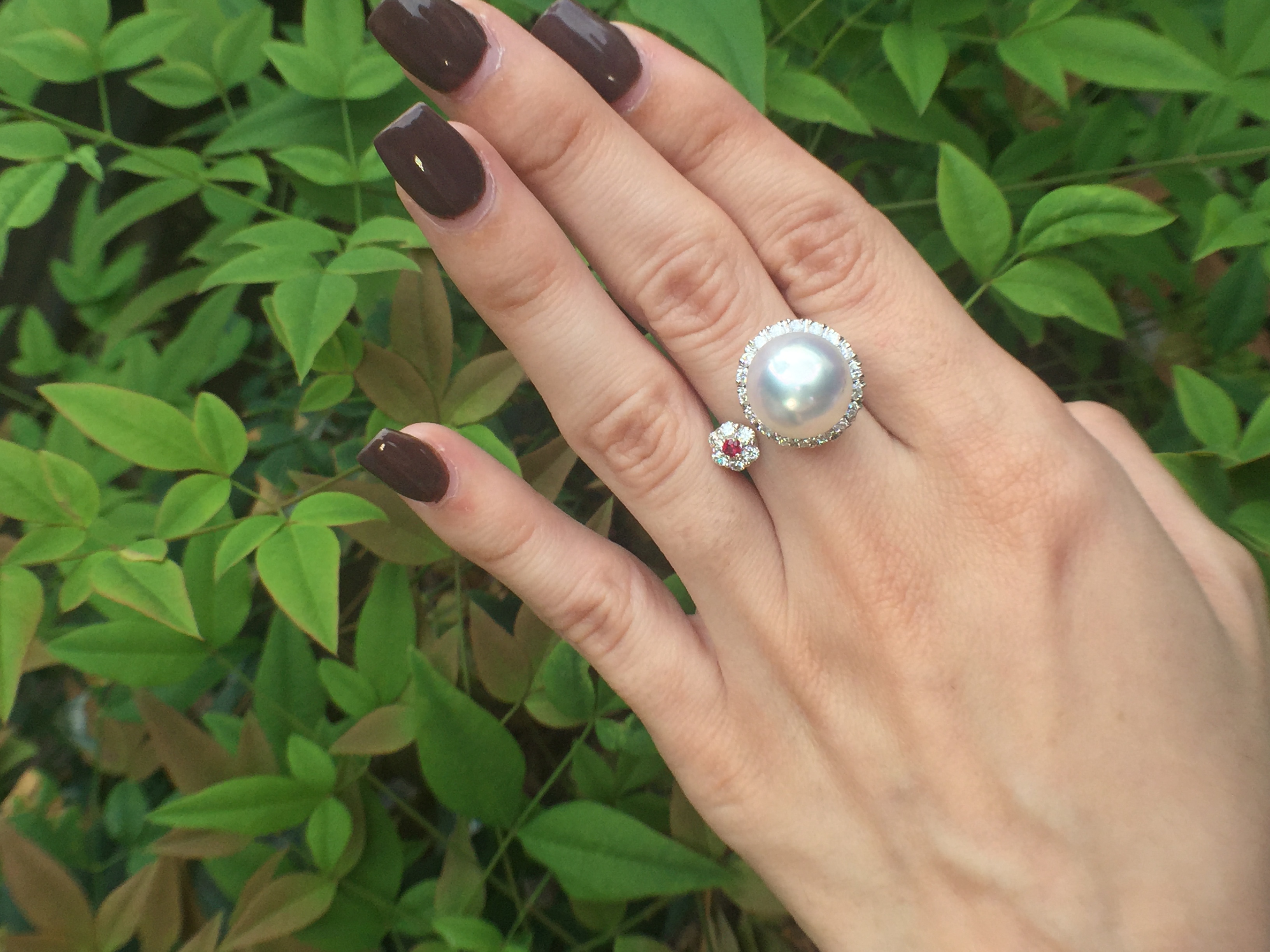 14k White Gold 0.68ct South Sea Pearl, Ruby & Diamonds Ring - Image 8