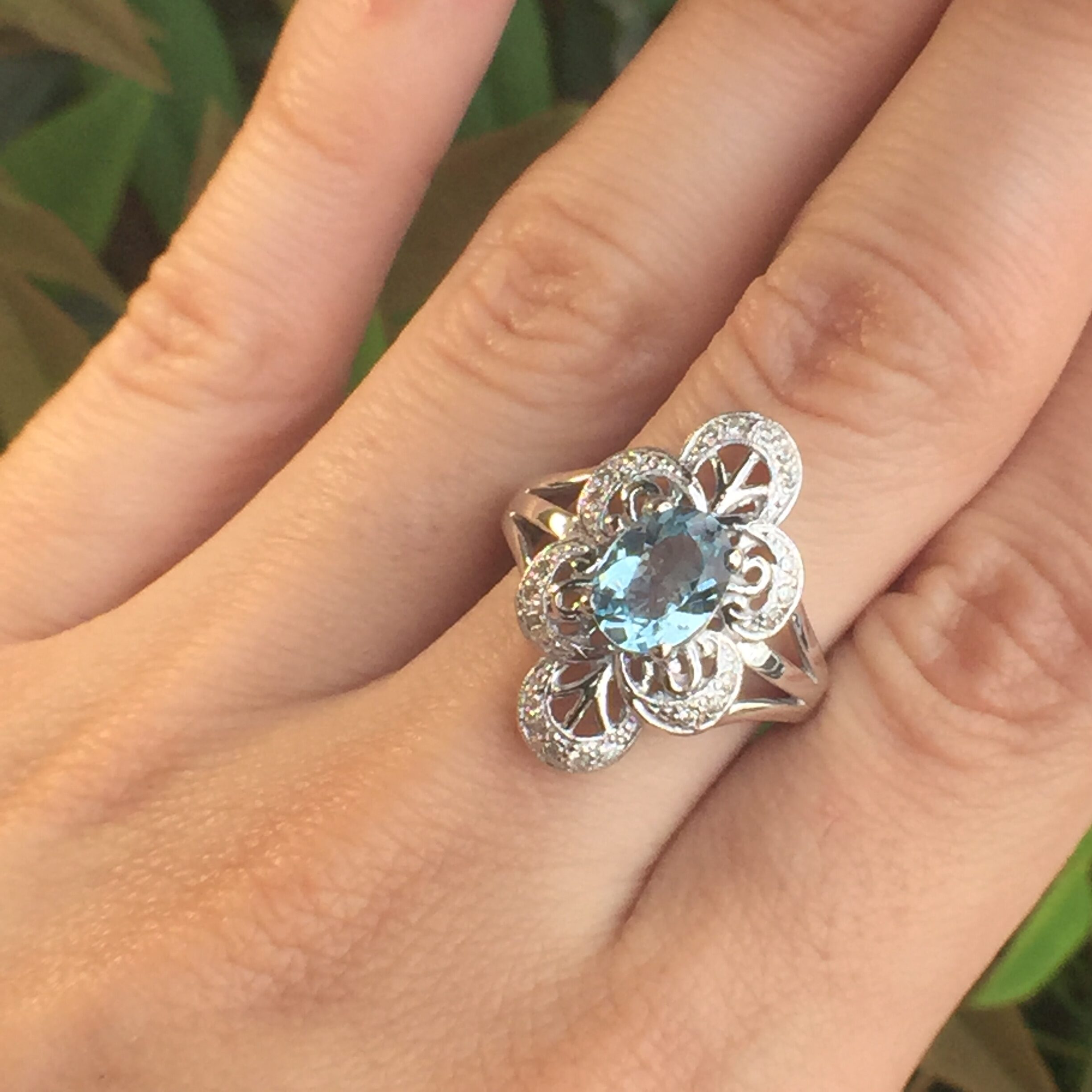 10k White Gold 1.41ct Aquamarine & Diamonds Ring - Image 4