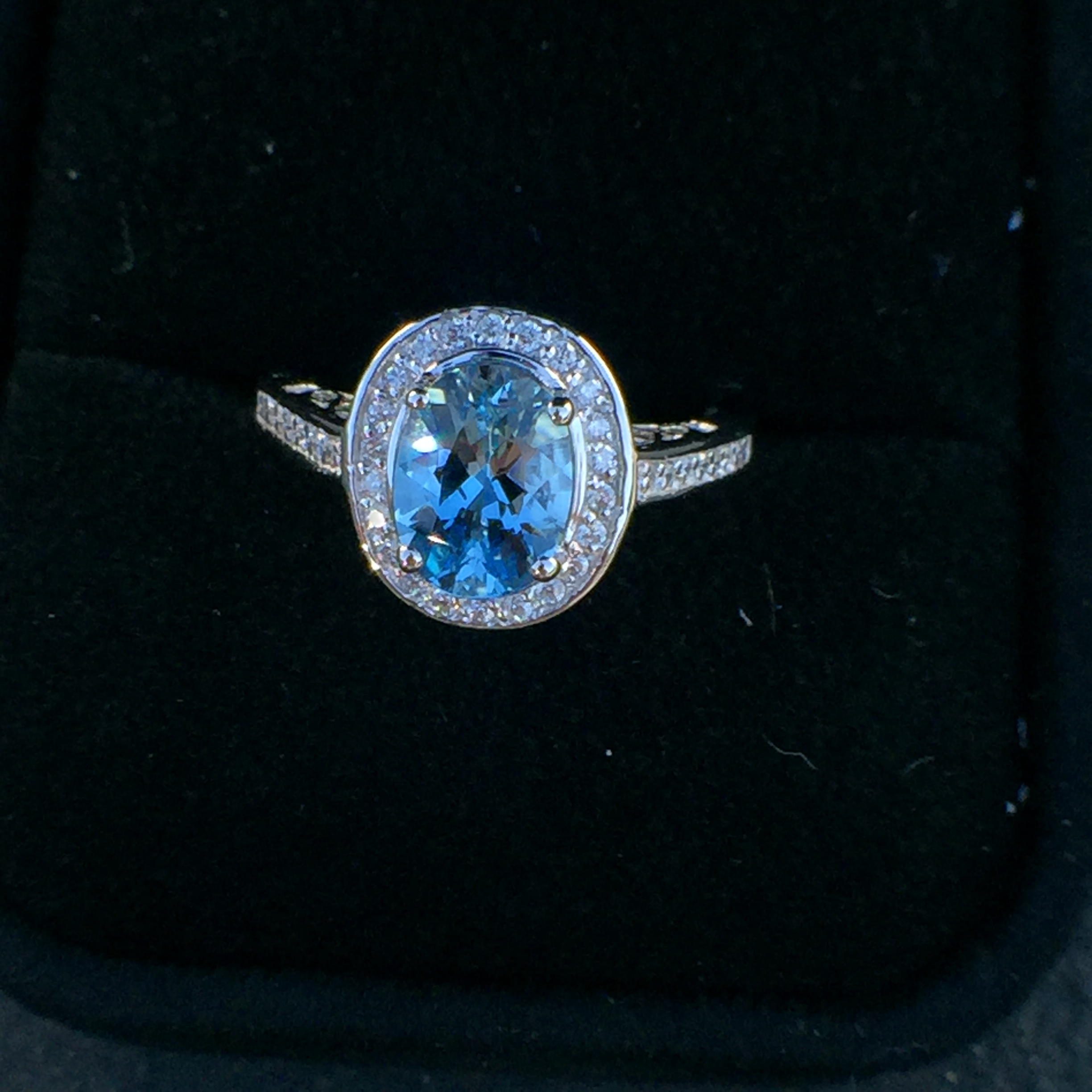 14k White Gold 1.77ct Aquamarine & VS Diamonds Ring - Image 4