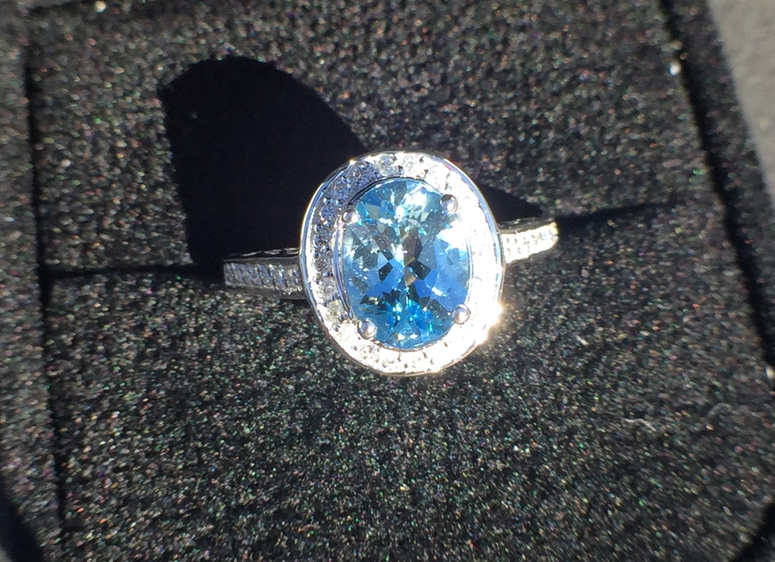 14k White Gold 1.77ct Aquamarine & VS Diamonds Ring - Image 2