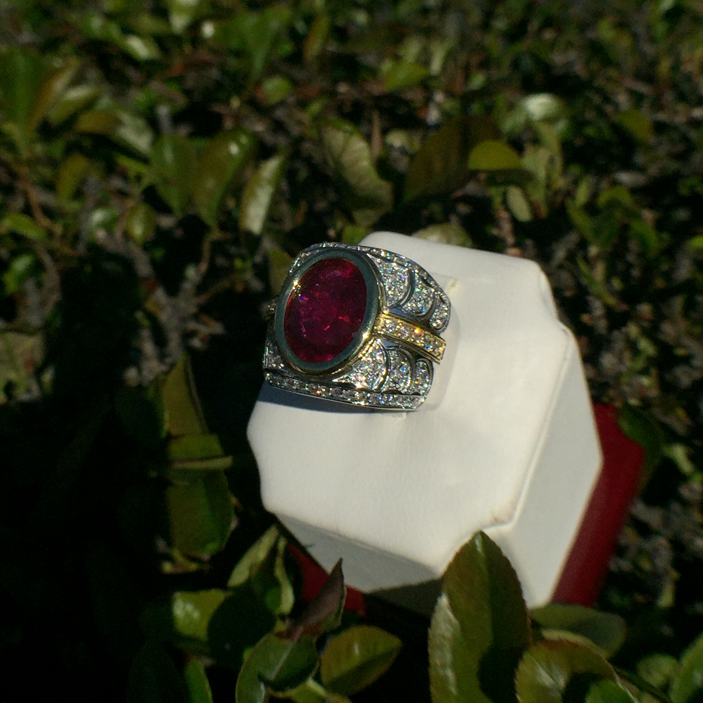 18k White & Yellow Gold 6.34ct Rubellite & VS Diamonds Ring - Image 6