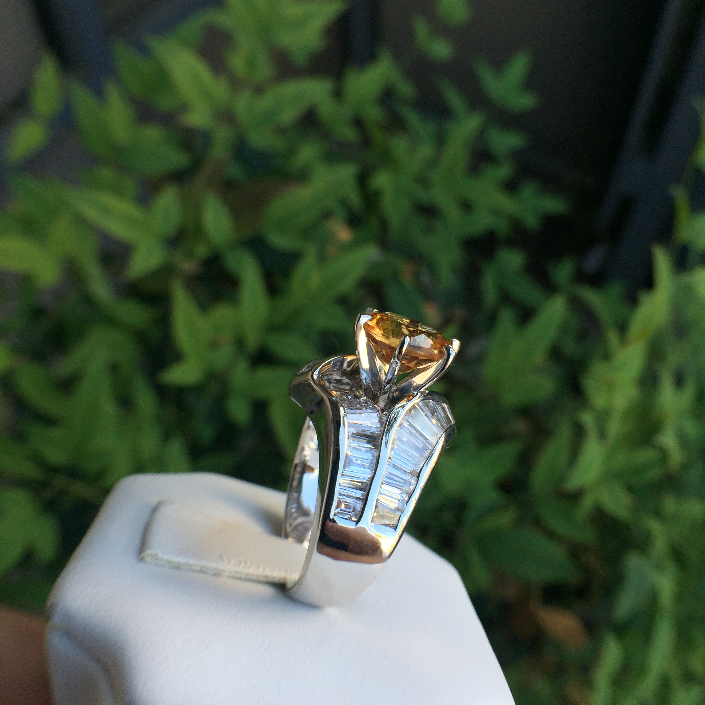 14k White Gold 4.85ct Imperial Topaz & VS Diamonds Ring - Image 8