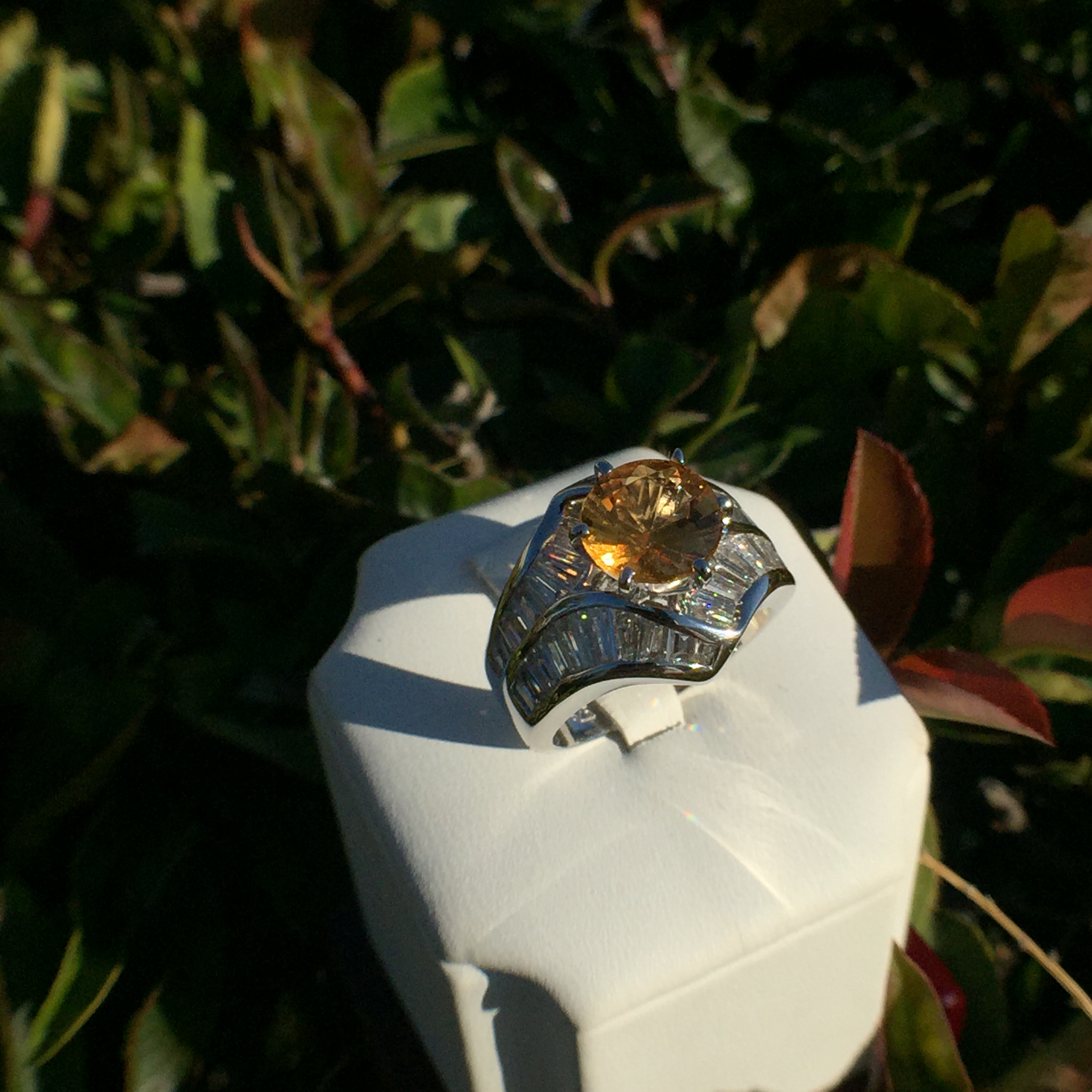 14k White Gold 4.85ct Imperial Topaz & VS Diamonds Ring - Image 6
