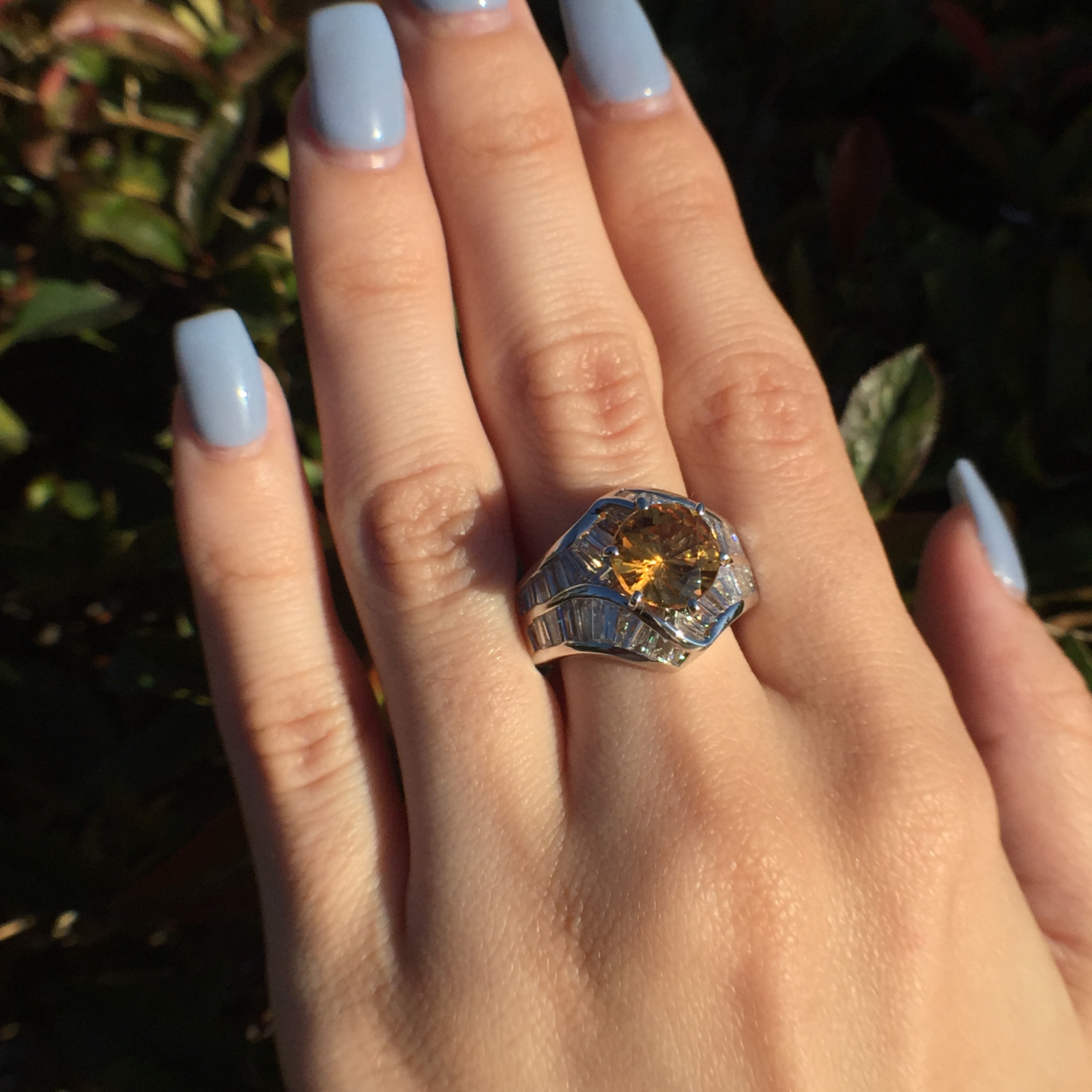 14k White Gold 4.85ct Imperial Topaz & VS Diamonds Ring - Image 3