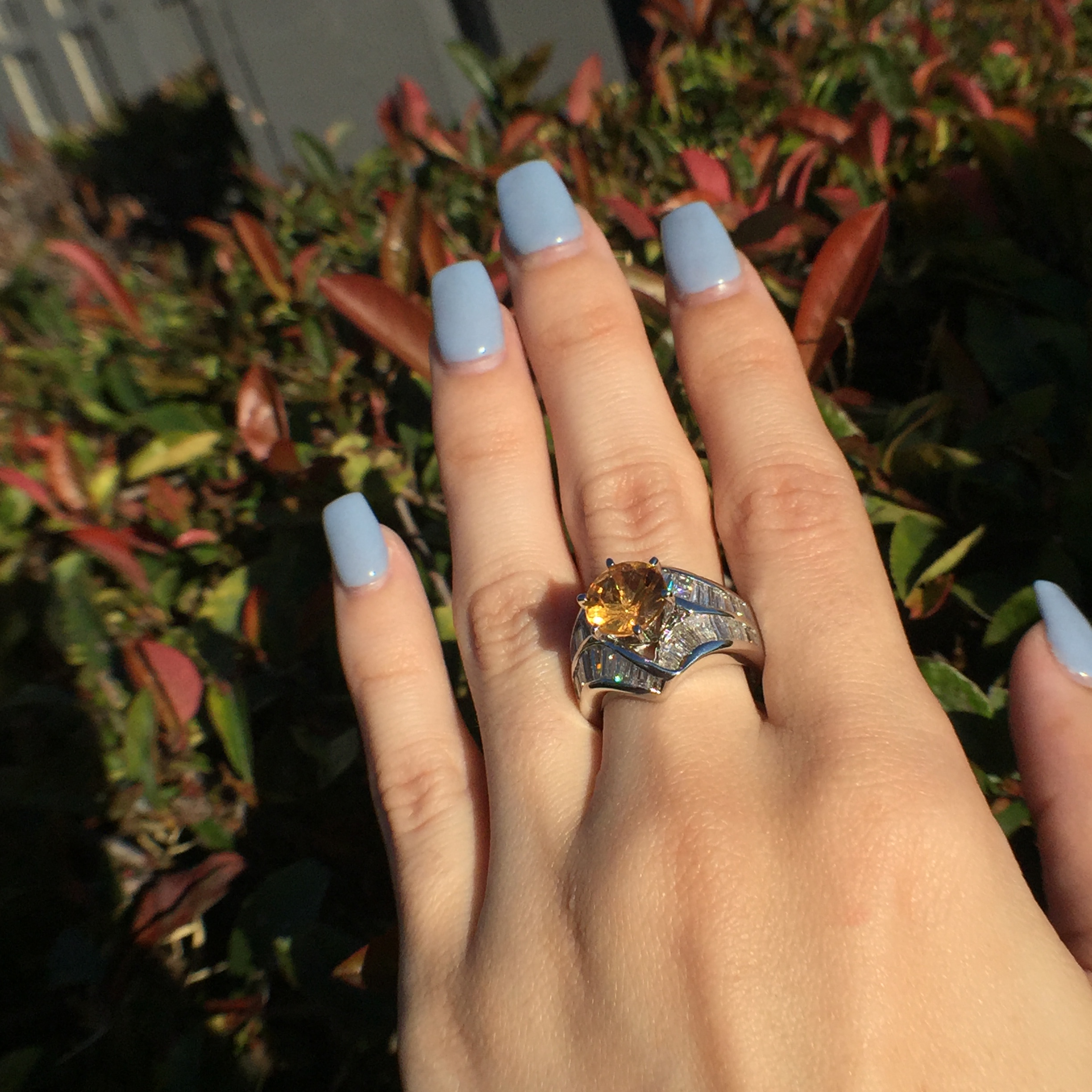 14k White Gold 4.85ct Imperial Topaz & VS Diamonds Ring - Image 2