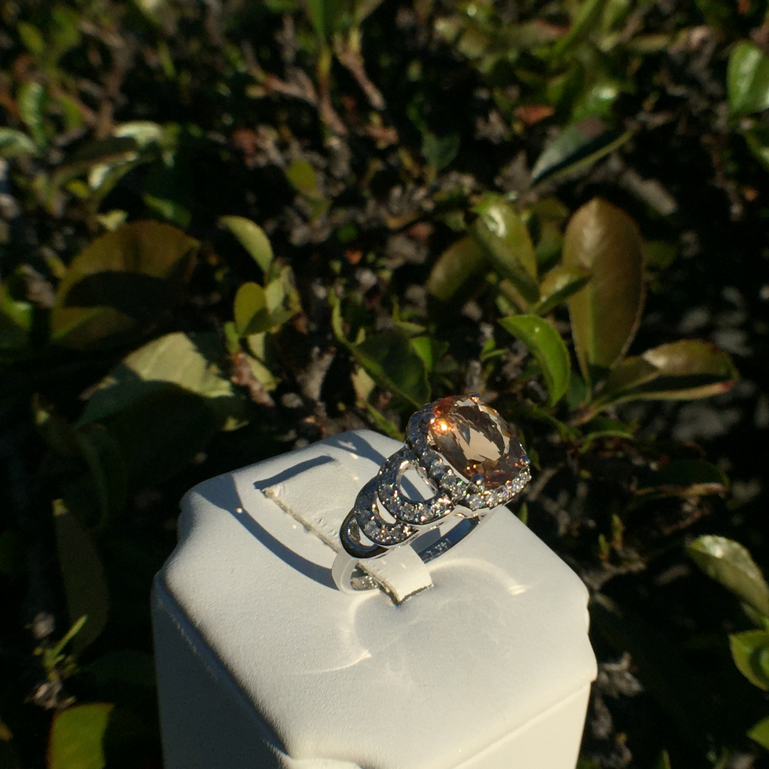 14k White Gold 3.3ct Imperial Topaz & VS Diamonds Ring - Image 9