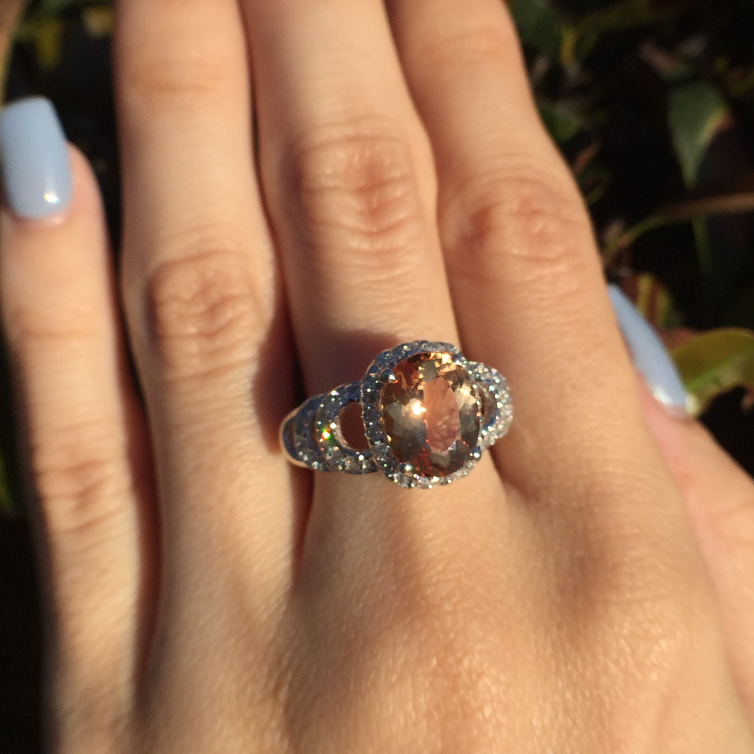 14k White Gold 3.3ct Imperial Topaz & VS Diamonds Ring - Image 5