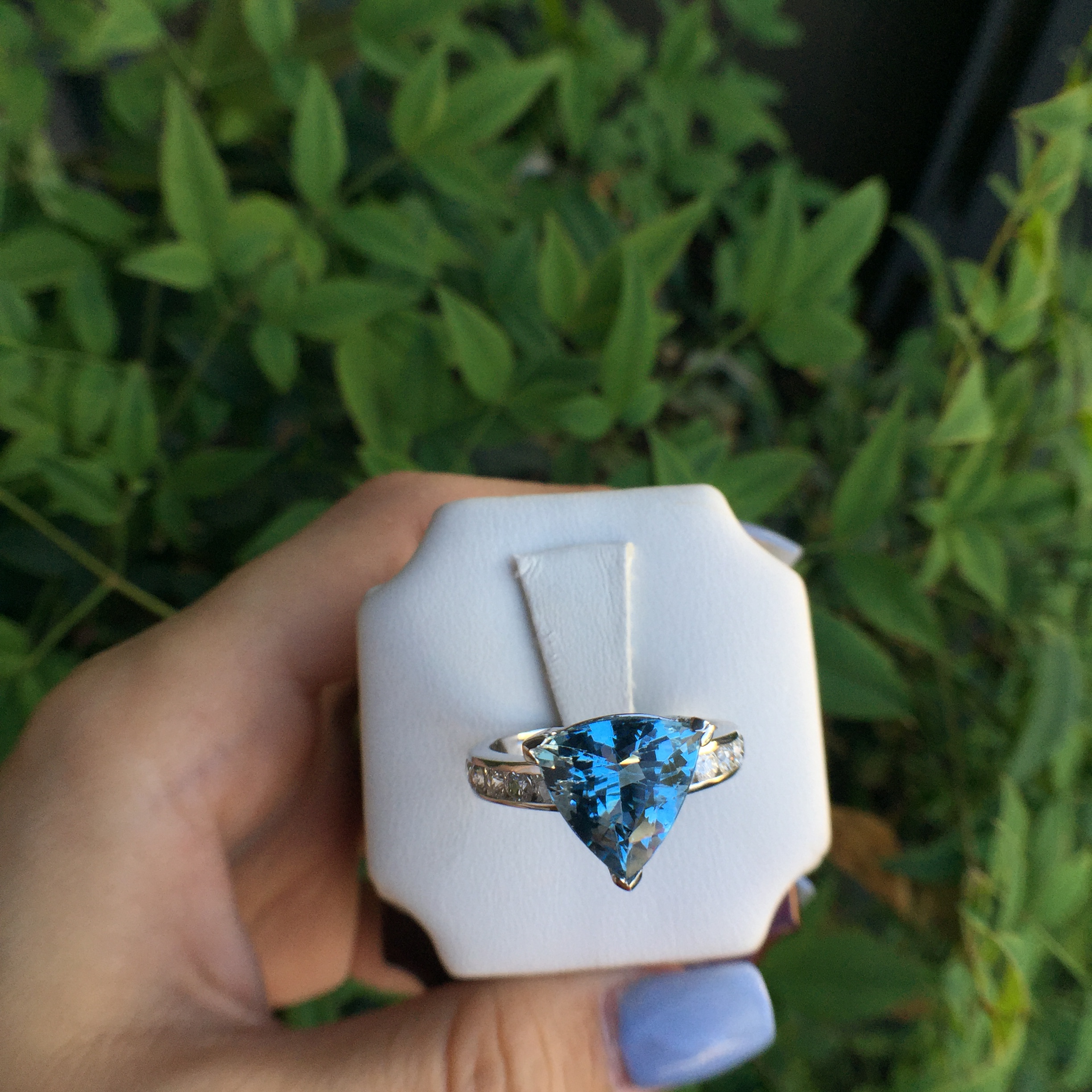 14k White Gold 2.93ct Aquamarine & Diamonds Ring - Image 4