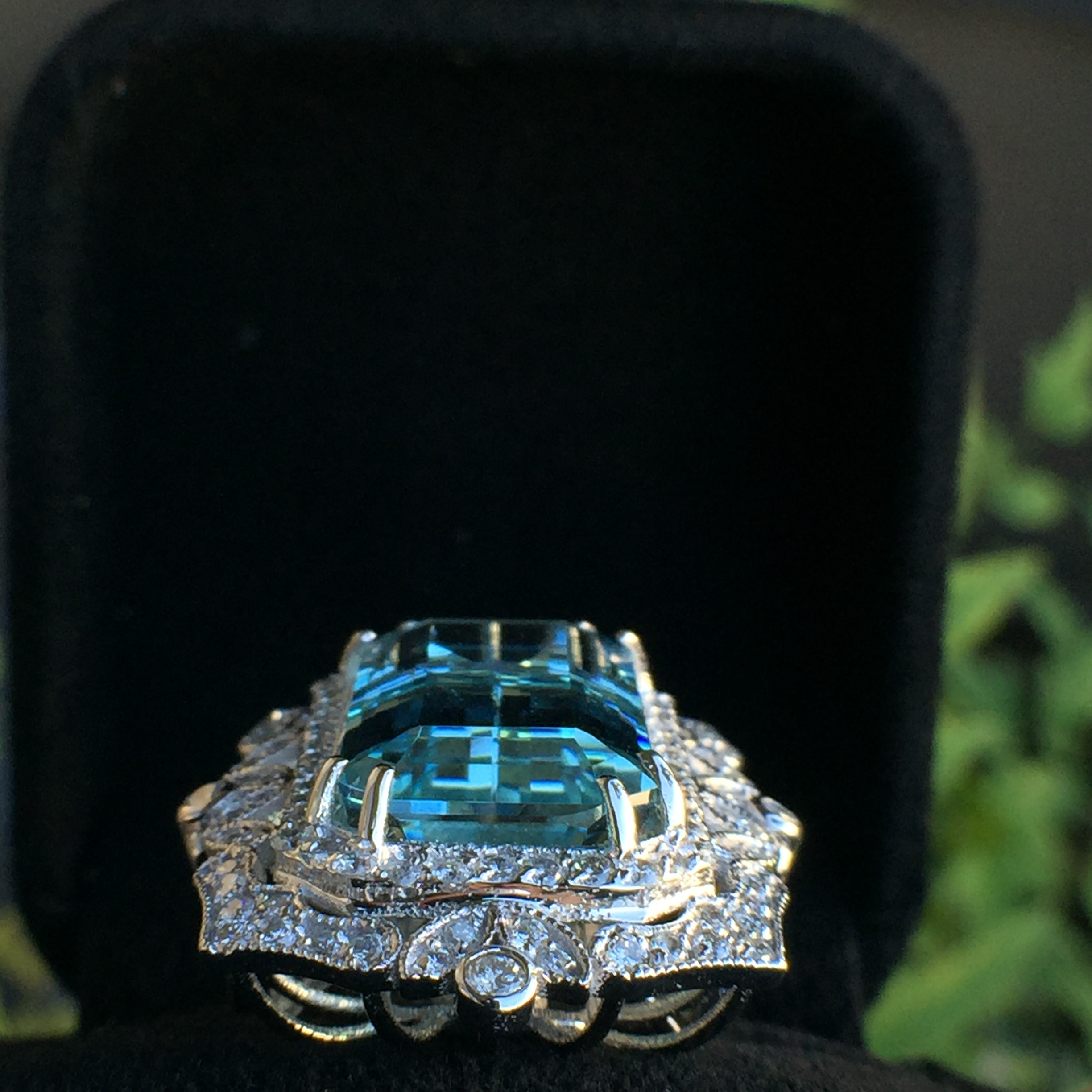14k White Gold 18.59ct Aquamarine & Diamonds Ring - Image 8